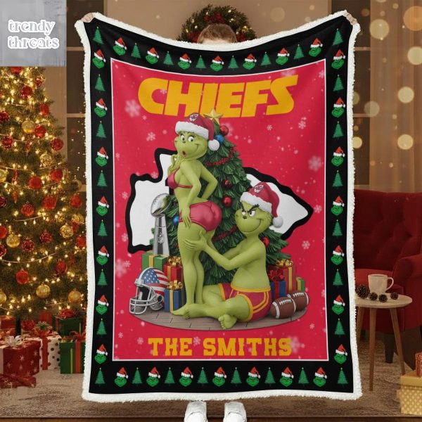 Kansas City Chiefs Funny Grinch Kiss Ass Christmas Blanket Quilt